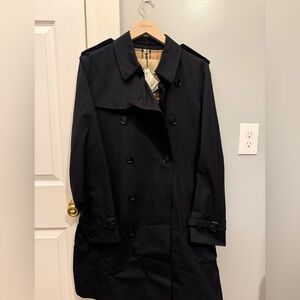 Burberry Kensington Black Trench Coat